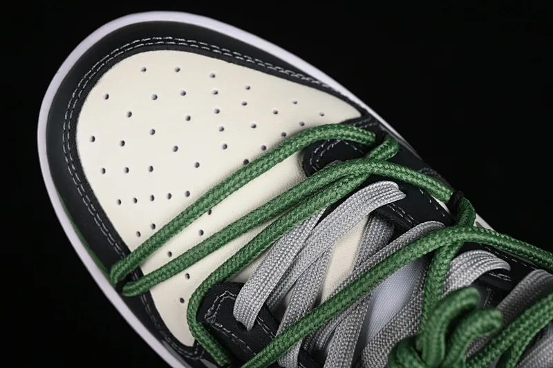 All Categories Nk SB Dunk Series Nk SB Dunk Low Low-top sneakers Nk Dunk Low FZBB Functional theme machine Gray beige green SB strap low-top casual sneakers DD1391-100